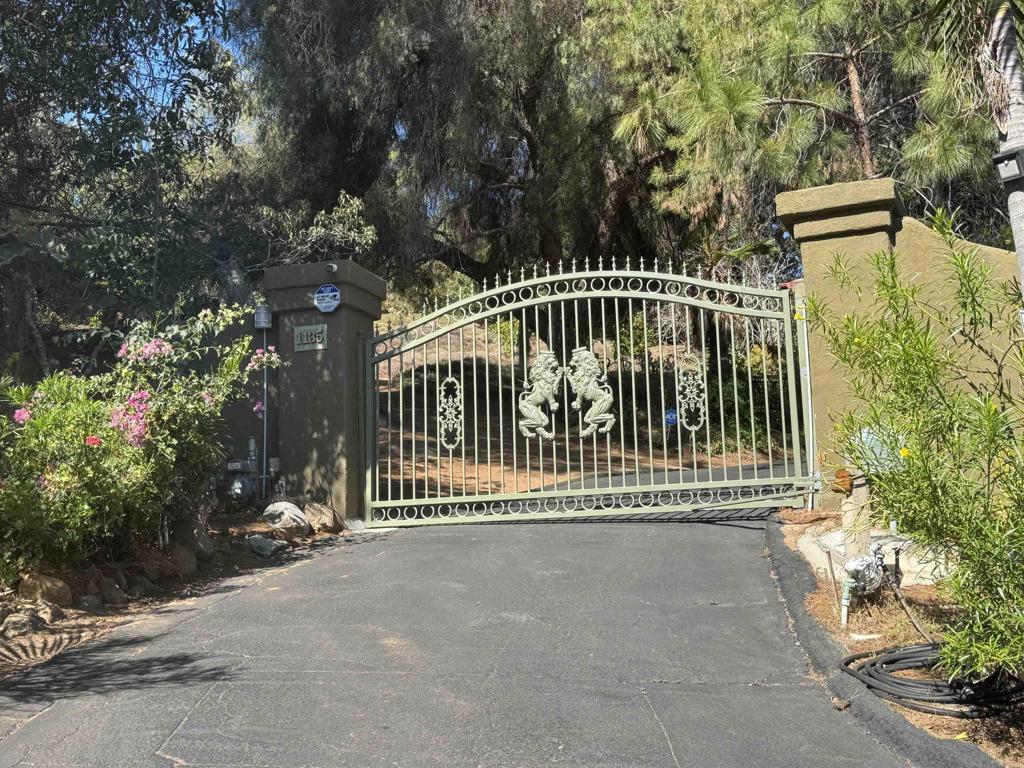 1135 OLD CHASE AVENUE