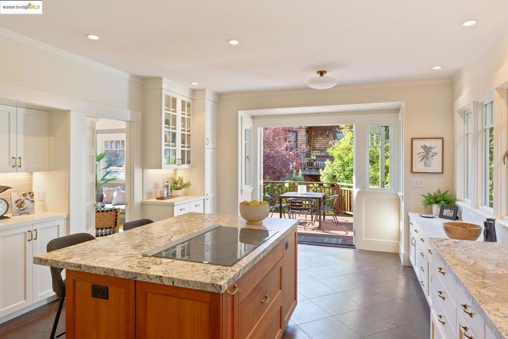 CLARMNT/ELMWOOD - Residential