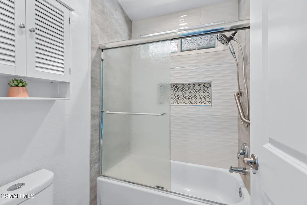 Camarillo, California 93012, United States, 2 Bedrooms Bedrooms, ,3 BathroomsBathrooms,Residential,Active,167133