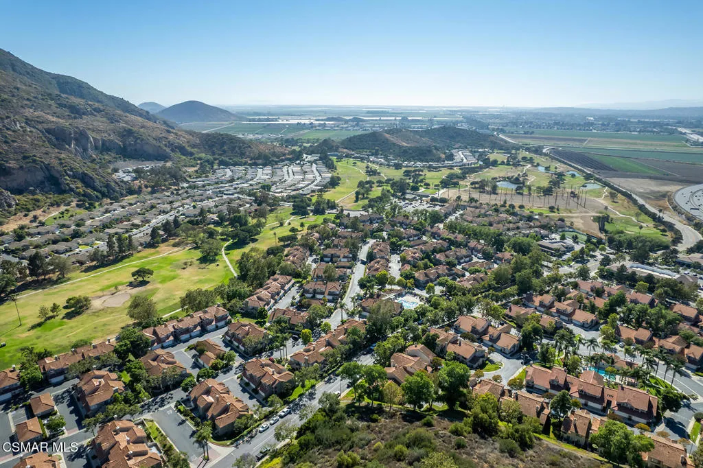 Camarillo, California 93012, United States, 2 Bedrooms Bedrooms, ,3 BathroomsBathrooms,Residential,Active,167133