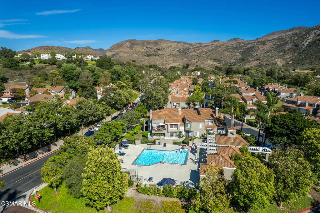 Camarillo, California 93012, United States, 2 Bedrooms Bedrooms, ,3 BathroomsBathrooms,Residential,Active,167133