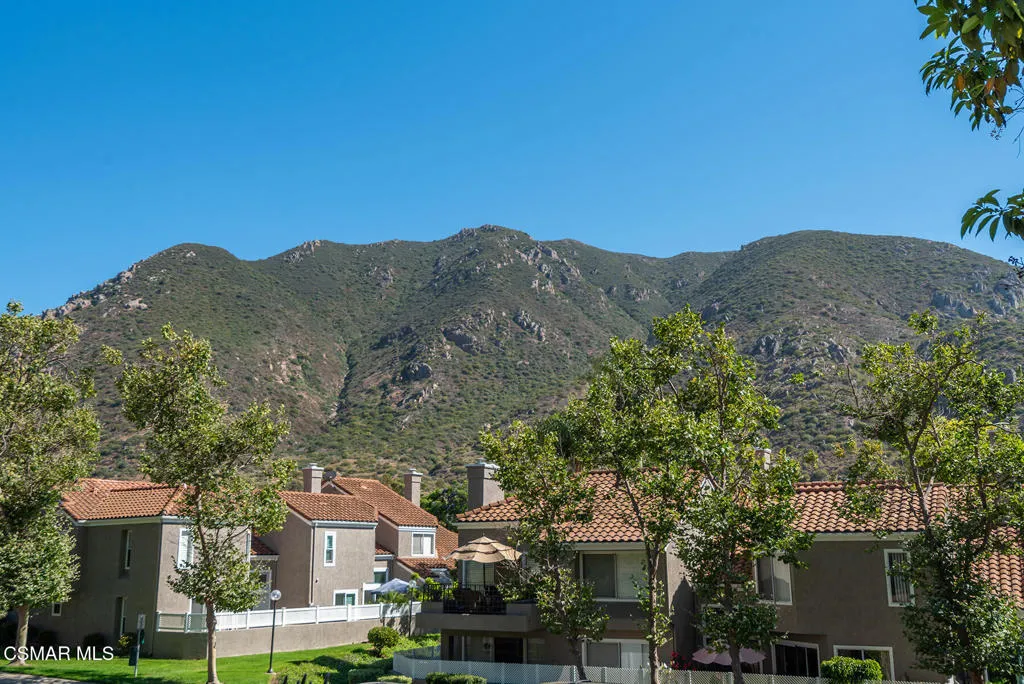 Camarillo, California 93012, United States, 2 Bedrooms Bedrooms, ,3 BathroomsBathrooms,Residential,Active,167133