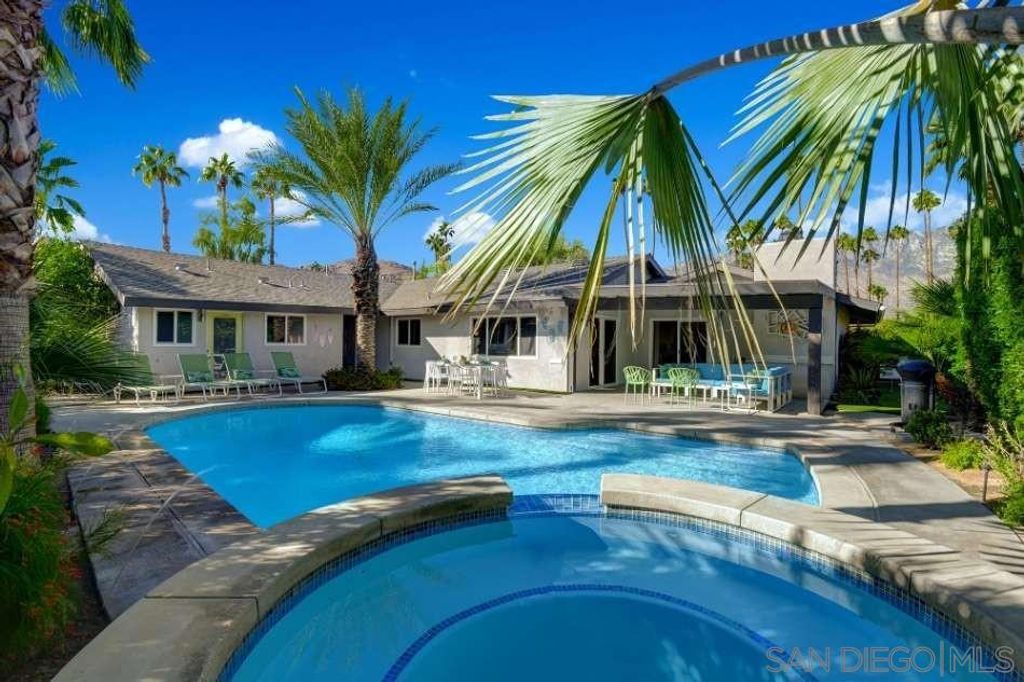 Photo of 2118 S Gene Autry Trl Trl, Palm Springs, CA 92264 (MLS # 250045686SD)