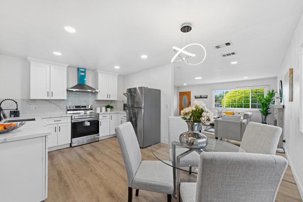 2602 Pendragon Lane
