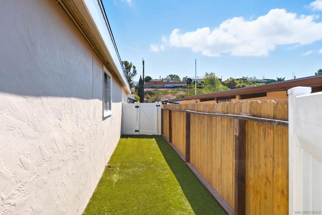 San Carlos - Residential