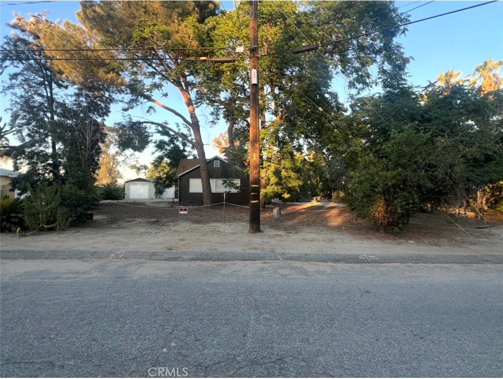 11139 Laurel