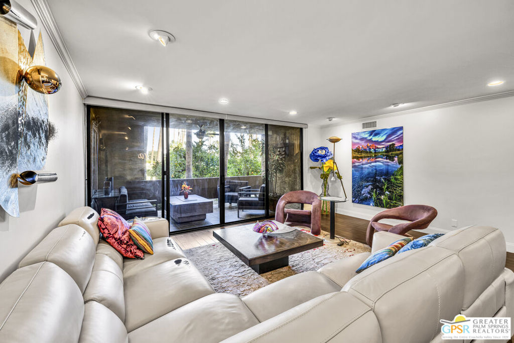 Diplomat - Residential