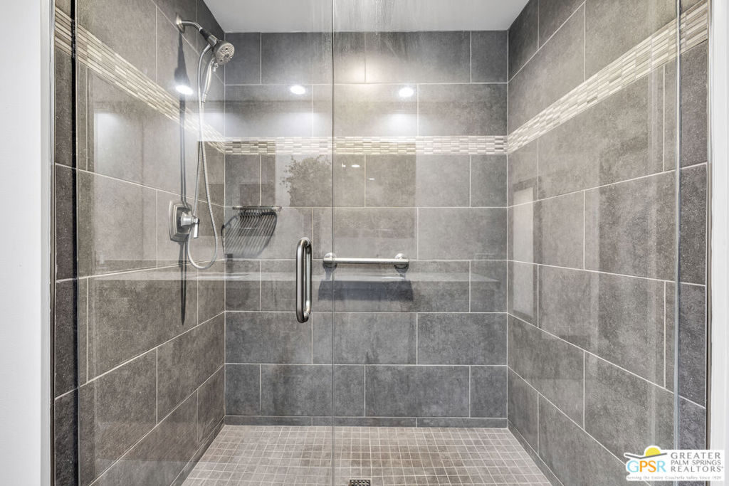 Diplomat - Residential