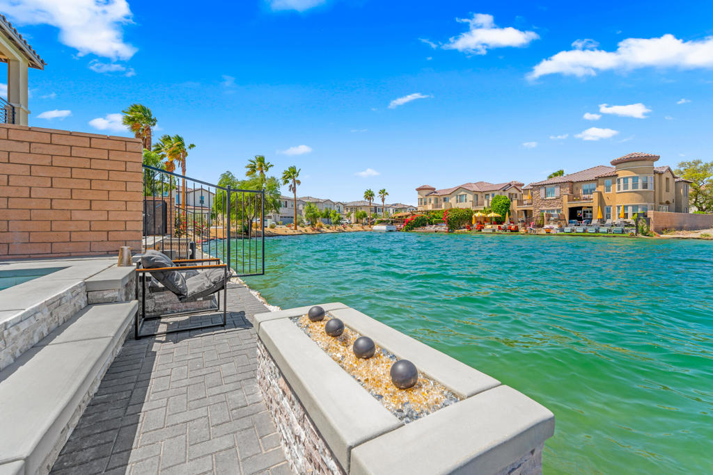 Terra Lago - Residential