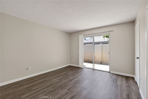 Tiny photo for 2891 Canyon Crest Dr #32, Riverside, CA 92507 (MLS # IV26047203)
