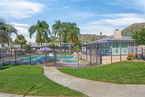 Tiny photo for 2891 Canyon Crest Dr #32, Riverside, CA 92507 (MLS # IV26047203)