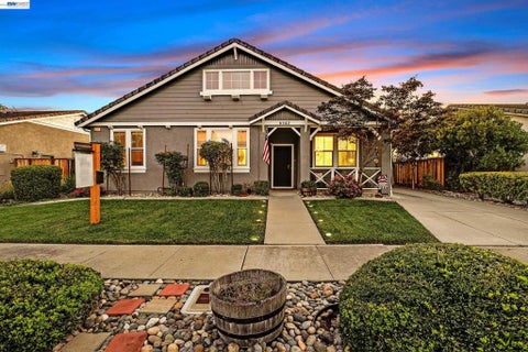 Photo of 6342 Altamar Circle CIR, Livermore, CA 94551 (MLS # 41141501)