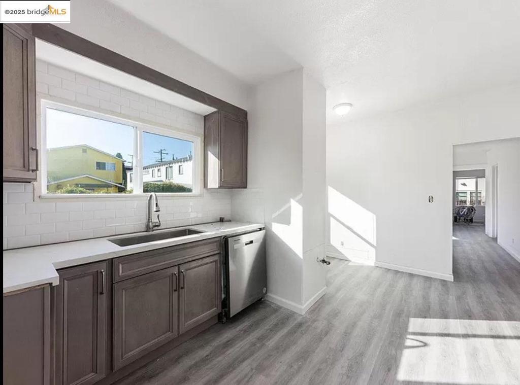 BERKELEY BOWL - Residential