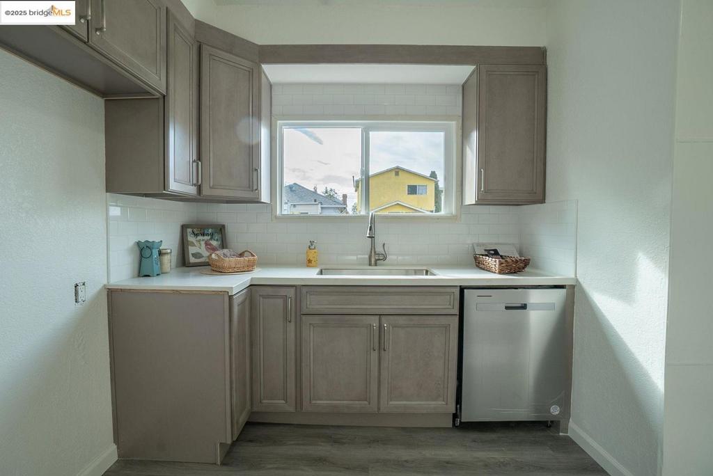 BERKELEY BOWL - Residential