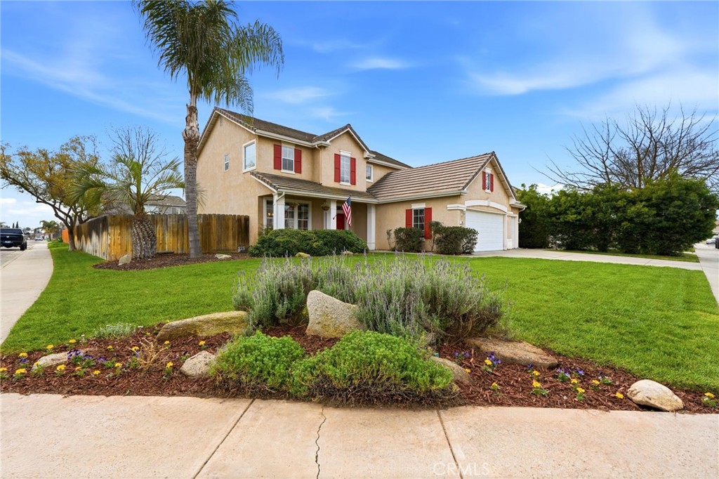 903 W Sandstone Court