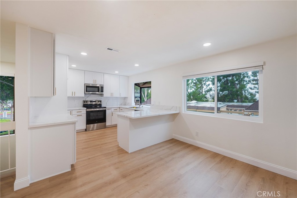 22246 Caminito Mescalero