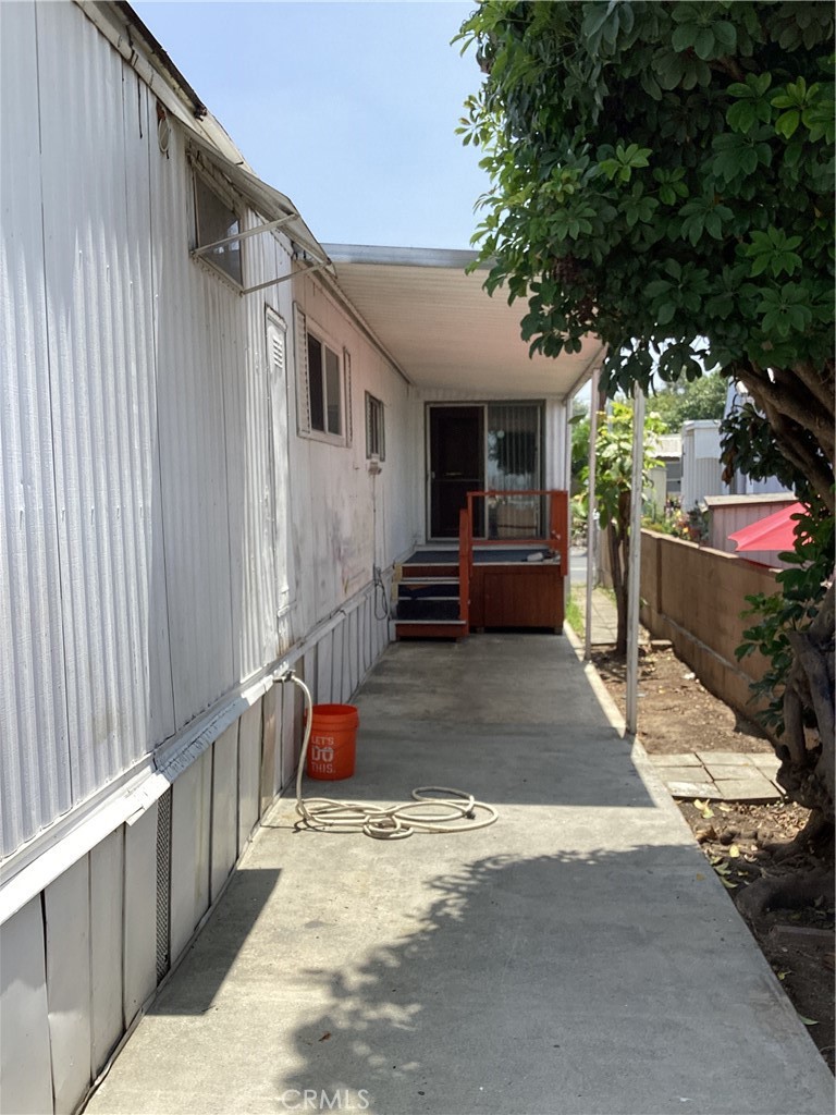630 S Maple Avenue 53