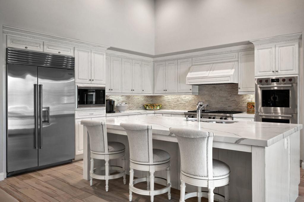 Escala - Residential