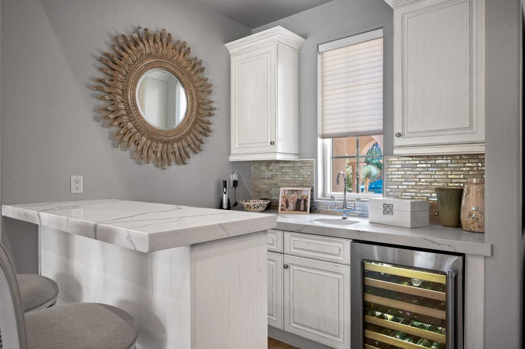 Escala - Residential