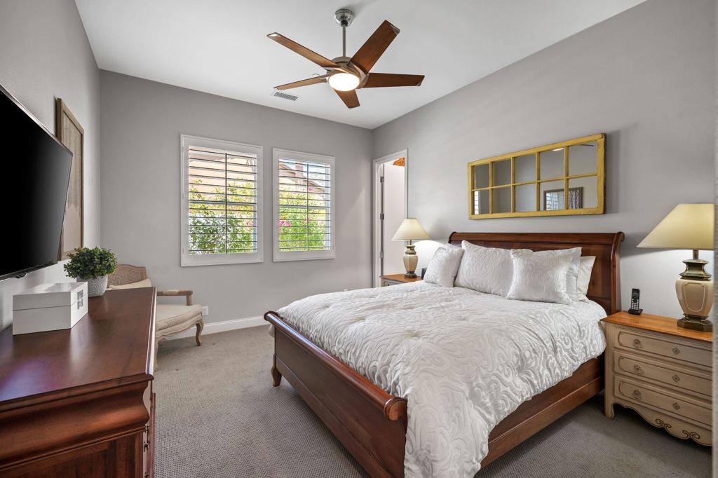 Escala - Residential