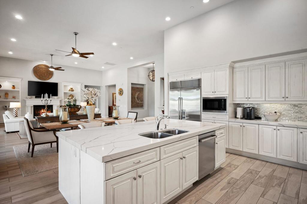 Escala - Residential