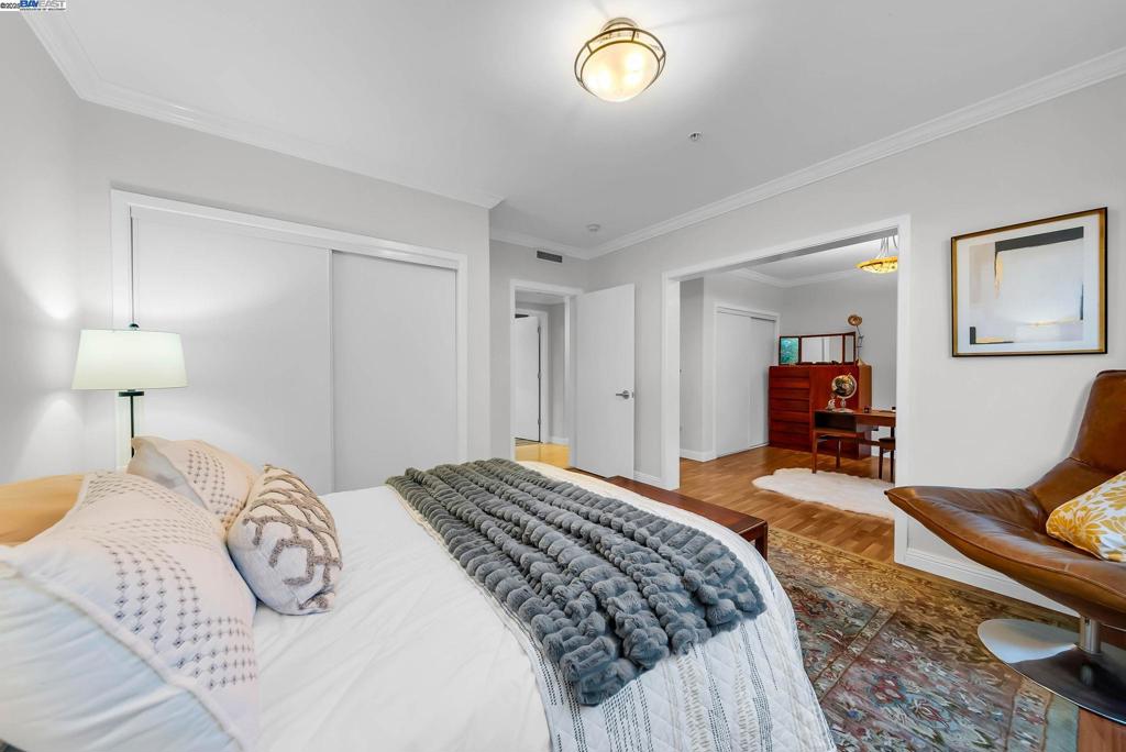 CLEVELAND HEIGHTS - Residential