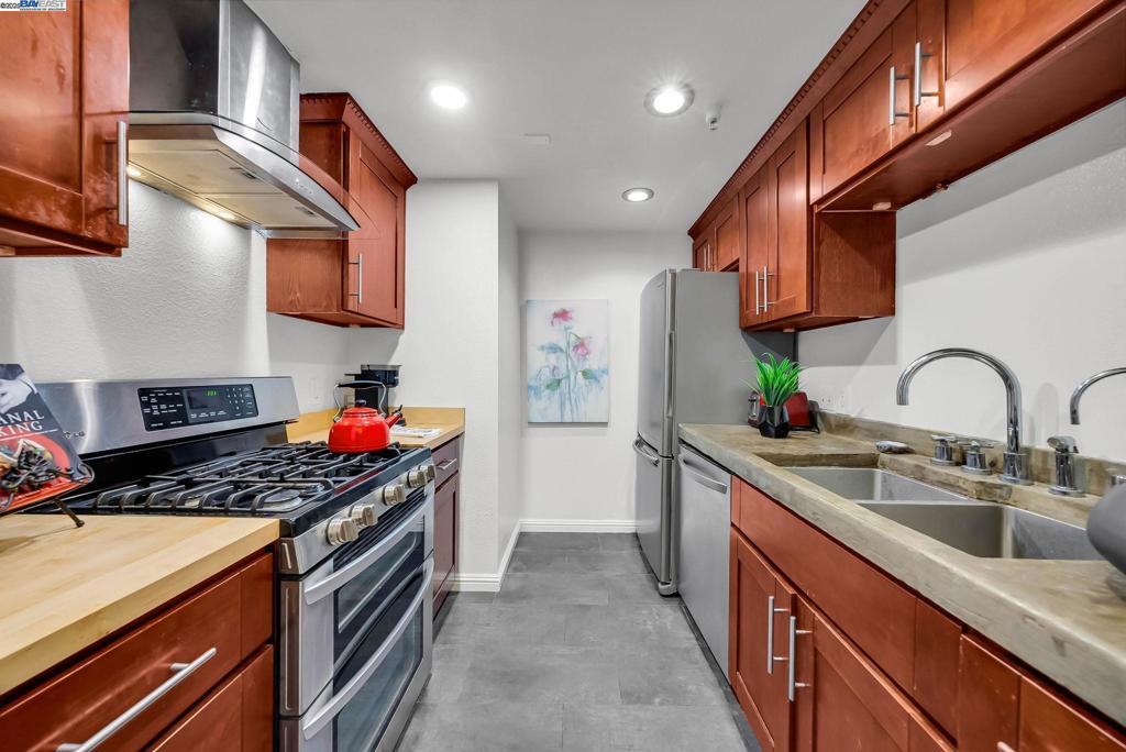 CLEVELAND HEIGHTS - Residential
