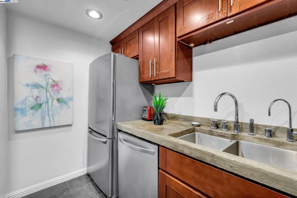CLEVELAND HEIGHTS - Residential