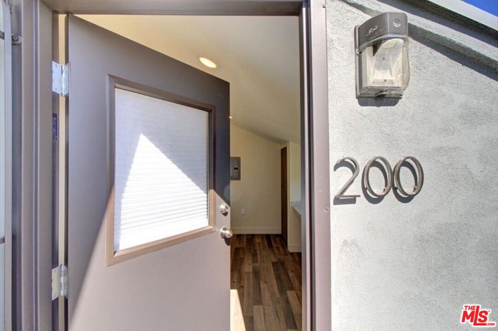 Incredible Investment Opportunity: Fully occupied, remodeled 3 unit income property with a detached studio and spacious warehouse, located west of Avalon Blvd and south of Redondo Beach Blvd. This high demand property boasts a 5.4% cap rate and an 18.4 GRM, generating $6,300 monthly ($75,600 annually). Breakdown: Unit 100 2 beds, 1 bath ($1,800); Unit 102 Studio ($1,200); Unit 200 1 bed, 1 bath + office ($1,700); Unit 201 1 bed, 1 bath ($1,600). Features include quartz countertops, stainless appliances, in-unit washers/dryers, and new HVAC. The 1,000 sq. ft. warehouse offers conversion potential (buyer to verify) under flexible LCM1-B1 zoning, supporting future development. Ideal for first time and seasoned investors or 1031 exchanges, with stable income, low maintenance, and expansion options. Conveniently near freeways, transport, shopping, and diningdon't miss this prime portfolio addition.