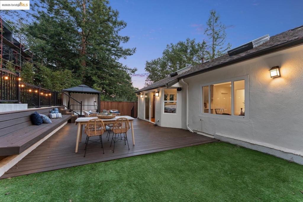 MONTCLAIR - Residential