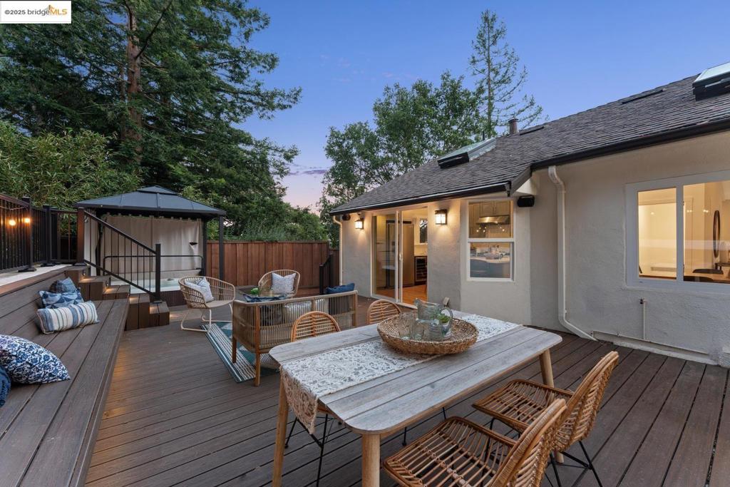 MONTCLAIR - Residential