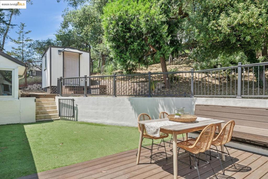 MONTCLAIR - Residential