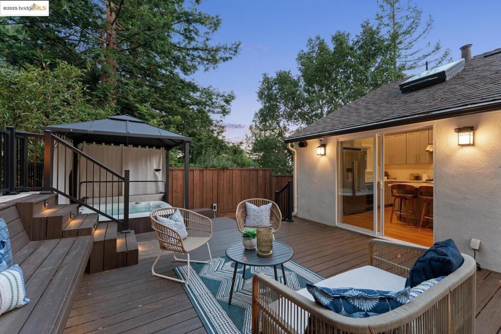 MONTCLAIR - Residential