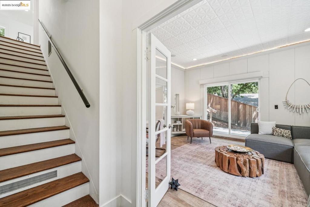 MONTCLAIR - Residential