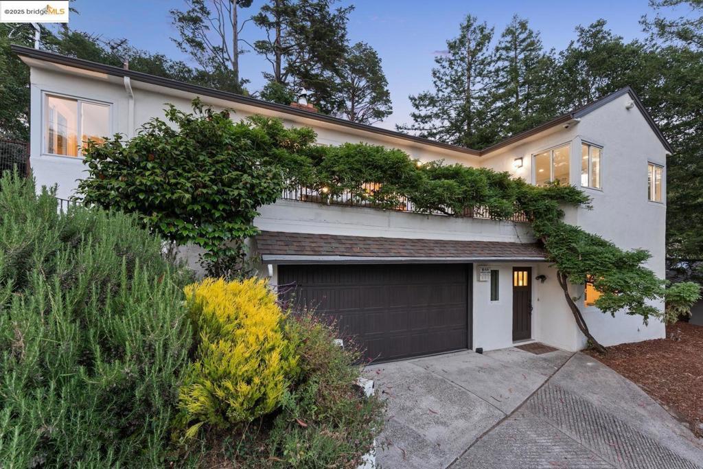 MONTCLAIR - Residential