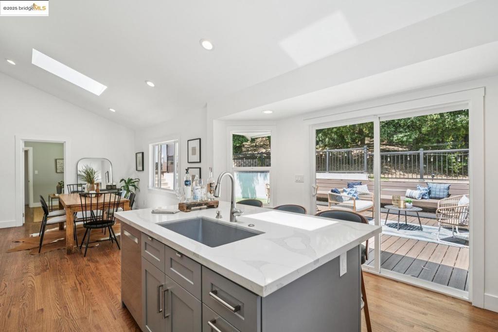 MONTCLAIR - Residential