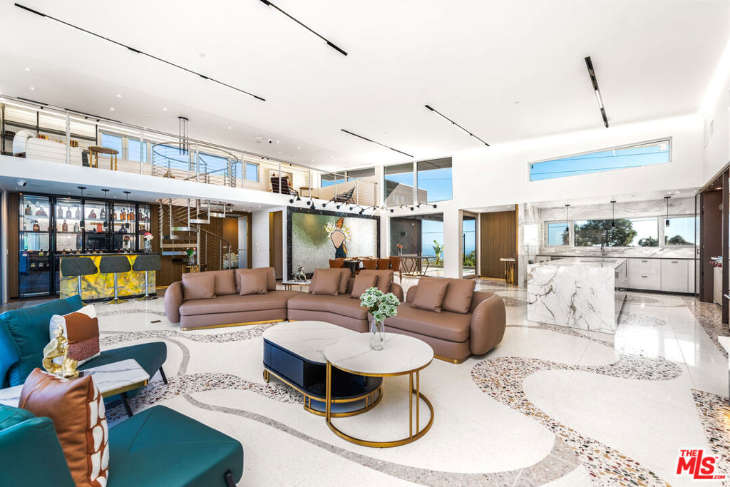 5416 Horizon Drive