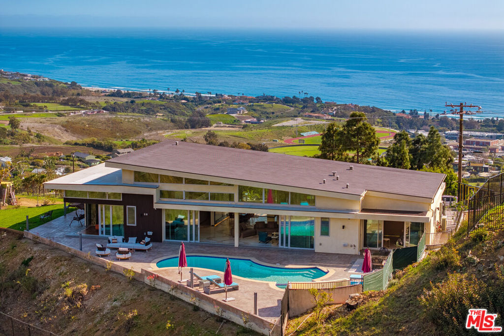 5416 Horizon Drive