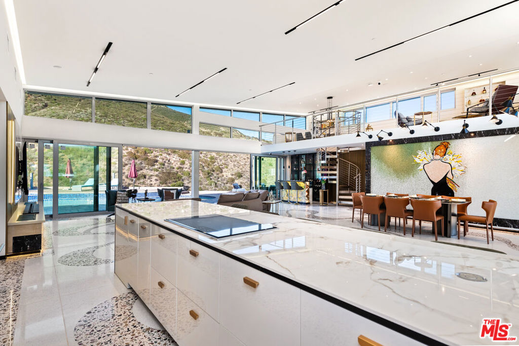 5416 Horizon Drive