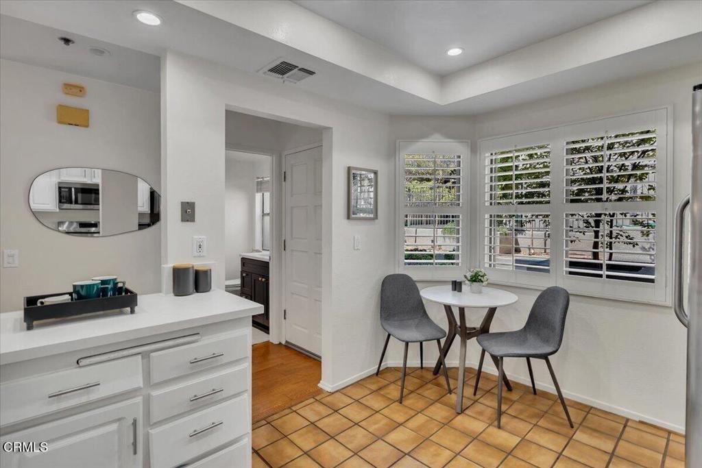 1310 E Orange Grove Boulevard 127