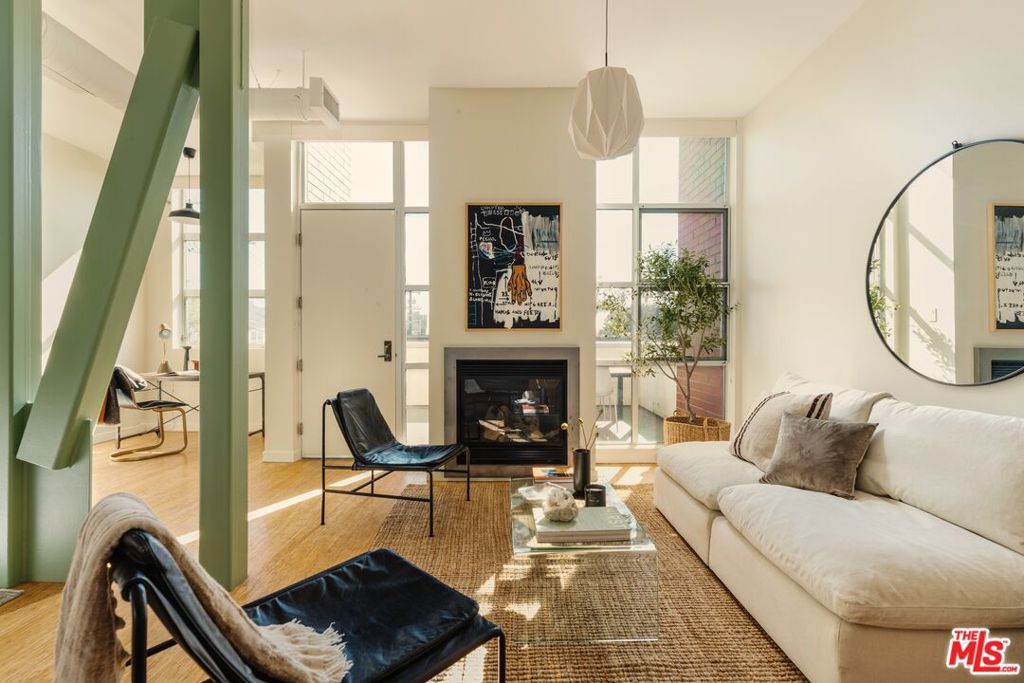 Photo of 1912 Broadway #207, Santa Monica, CA 90404 (MLS # 26653791)