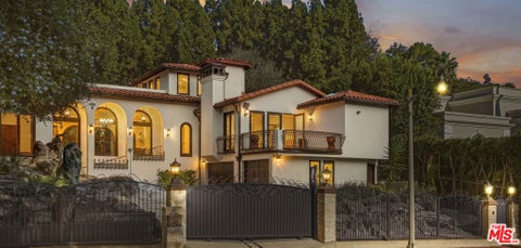 Photo of 1260 Roscomare Road, Los Angeles, CA 90077 (MLS # 26994509)