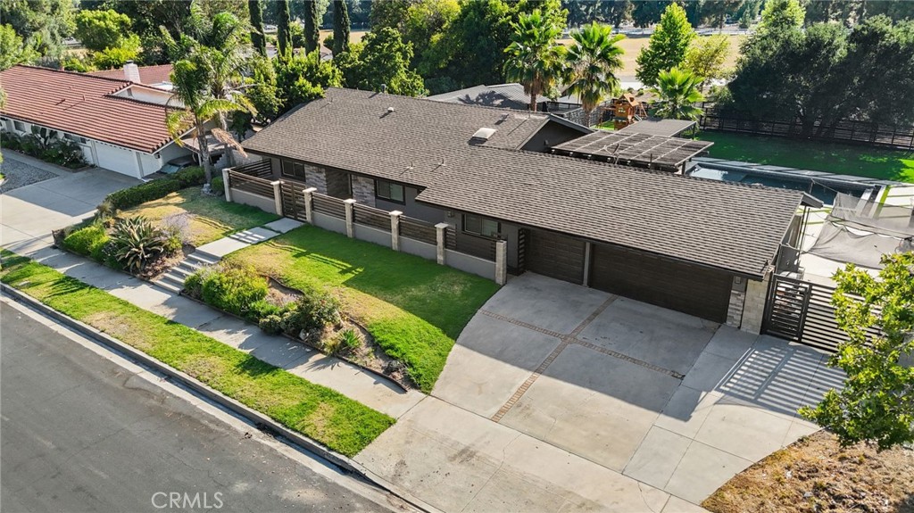 10405 Lubao Avenue