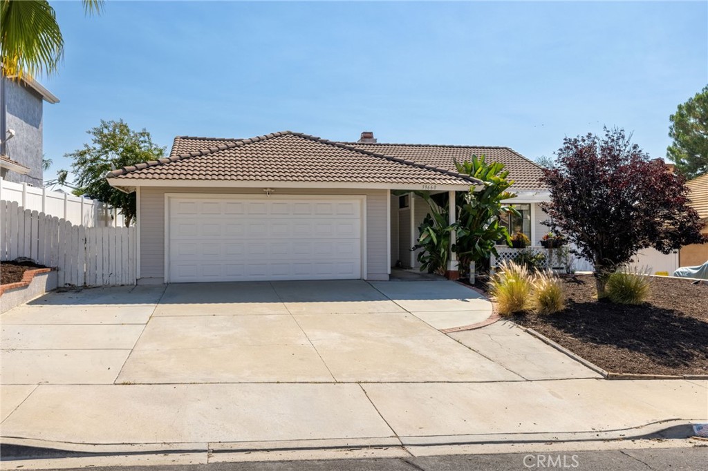 Welcome to this beautifully maintained and updated 3-bedroom, 2-bath single-family home. It has just over 1,200 sq ft of comfortable living space and sits on a nicely sized 6,000+ sq ft lot plenty of room to enjoy inside and out!
Step inside to find updated flooring, a cozy fireplace, and unique pointed arch doorways that add charm and character throughout the home. The kitchen features stainless steel appliances, perfect for everyday cooking and entertaining.
The backyard is a blank slate ready for your personal touch, whether that’s a garden, patio, or play space.
You’ll also love the 2-car garage for extra storage and convenience.
This home blends classic character with modern updates and is ready for you to move in and make it your own. Come take a look you’ll feel right at home!