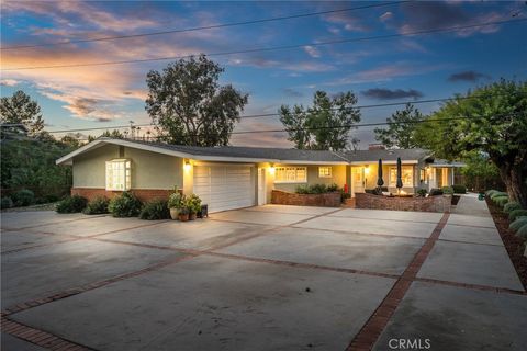 Photo of 24417 Lawton Ave, Loma Linda, CA 92354 (MLS # IG26004971)