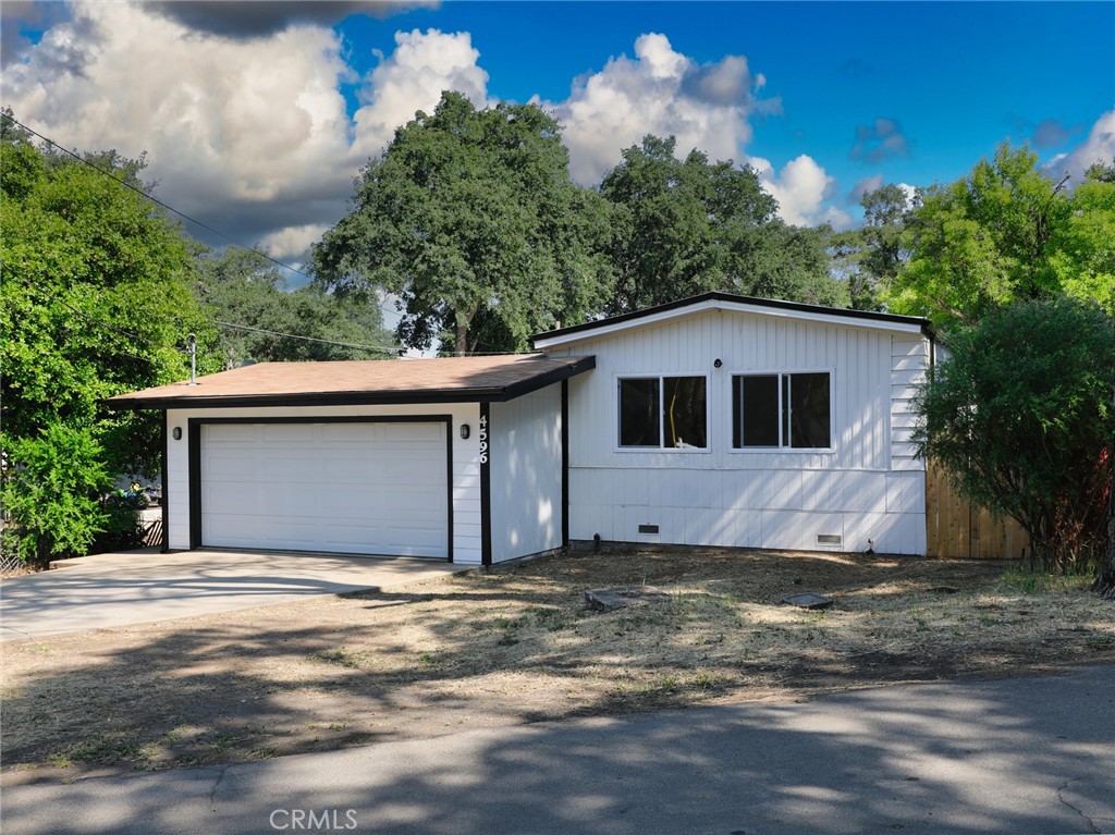 4596 W 40th Street