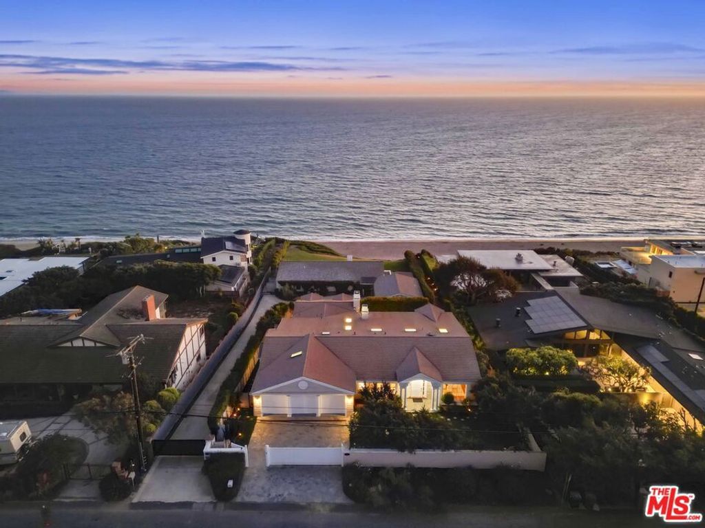 Photo of 7335 Birdview Avenue, Malibu, CA 90265 (MLS # 25569053)