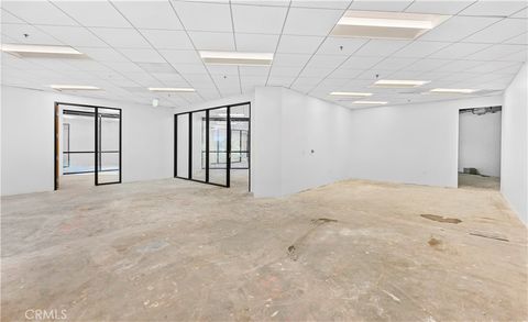 Photo of 3070 Bristol Street #450, Costa Mesa, CA 92626 (MLS # CV25123942)