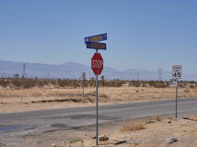 0 SW Air Expy / Verbena