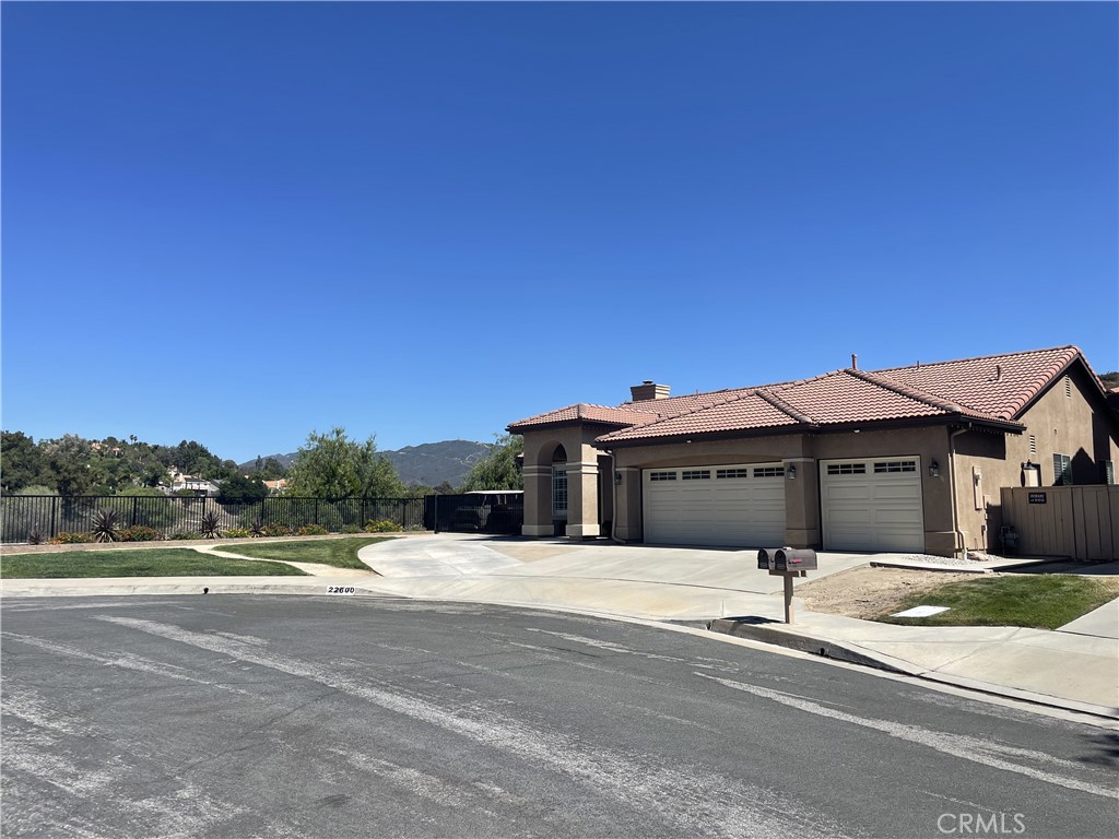 22600 White Wing Way